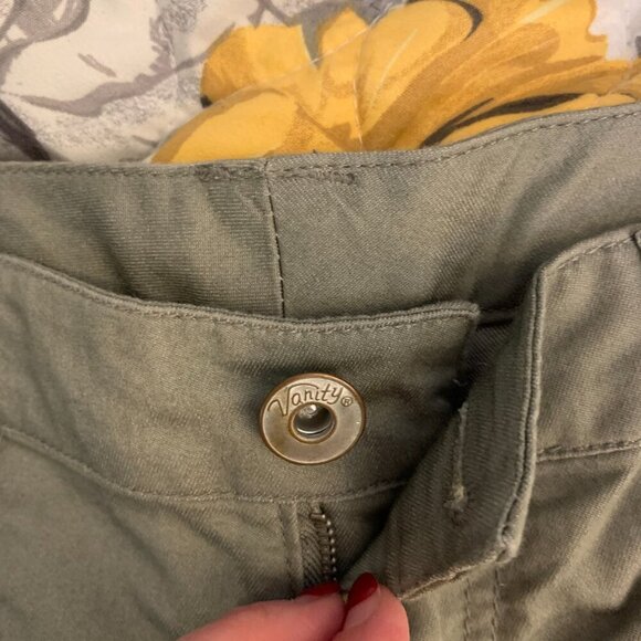 Vanity Olive colored shorts - New with tags - Picture 4 of 6